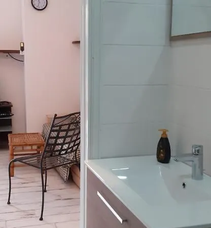 E Isola D'elba ゲストハウス